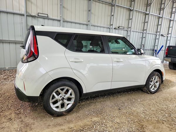 2024 KIA SOUL LX, S