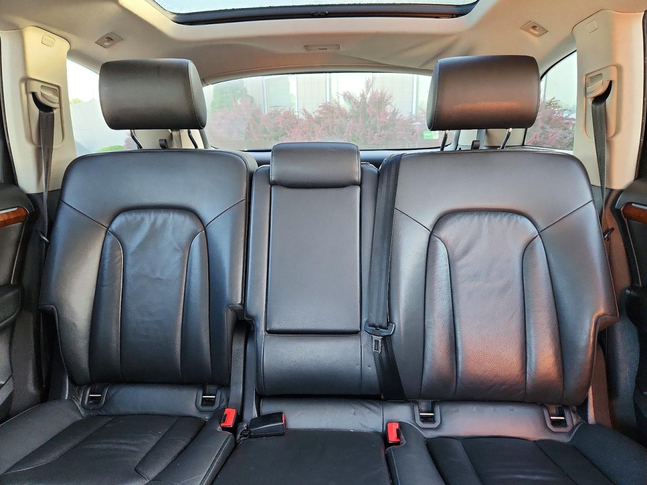 2011 AUDI Q7 Premium
