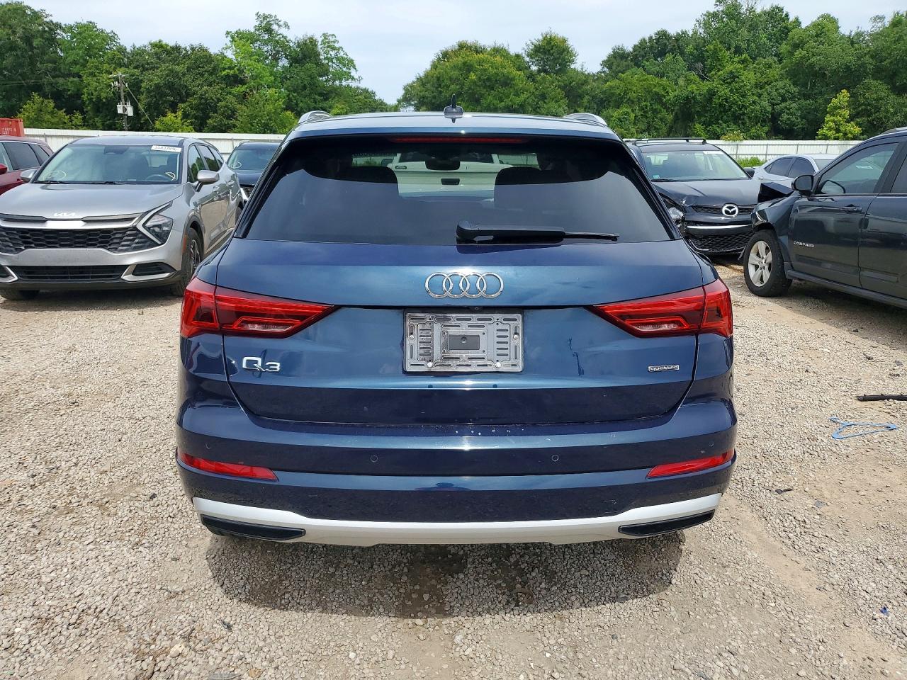 2020 AUDI Q3 quattro Premium Plus