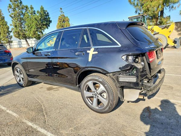 2019 MERCEDES-BENZ GLC GLC 300-4M