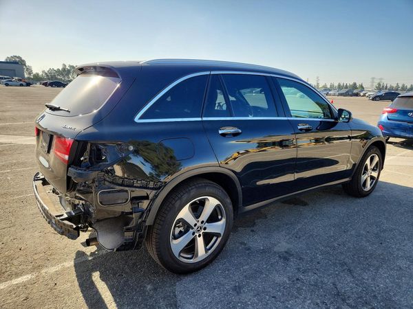 2019 MERCEDES-BENZ GLC GLC 300-4M