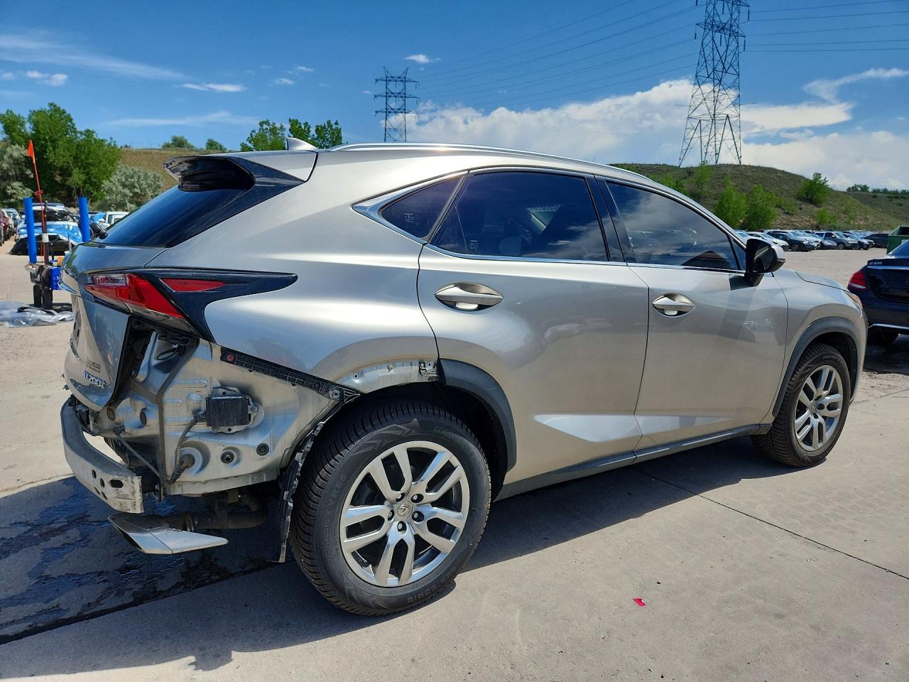 2015 LEXUS NX 200t Luxury