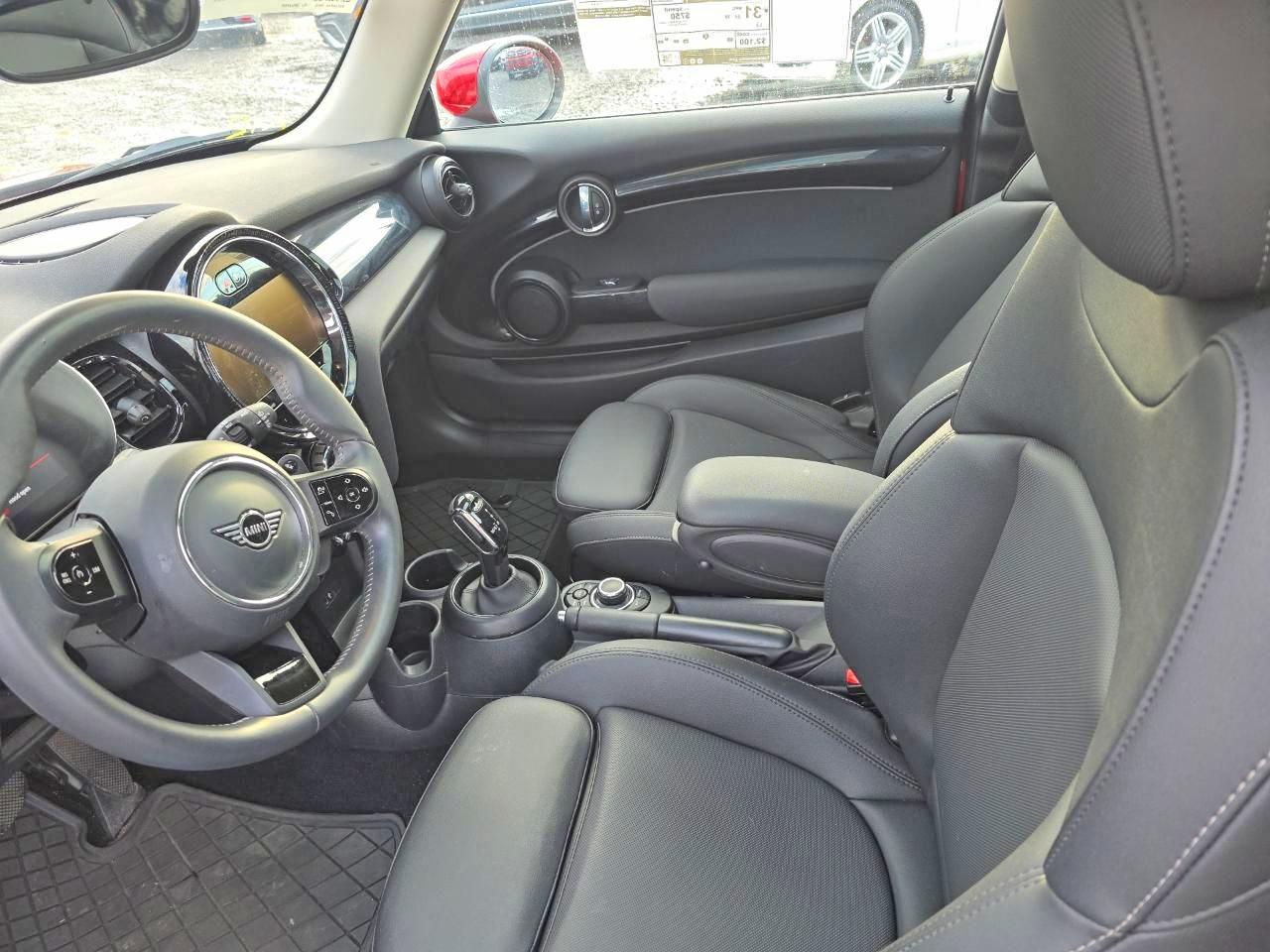2024 MINI COOPER