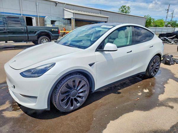 2021 TESLA MODEL Y