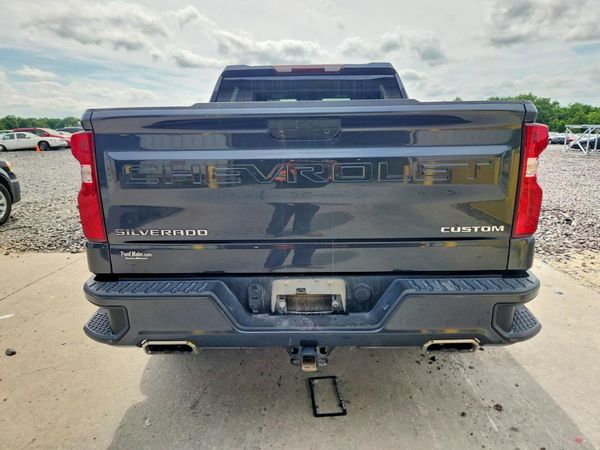 2020 CHEVROLET SILVERADO Custom