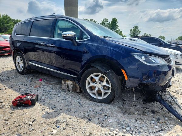 2020 CHRYSLER PACIFICA
