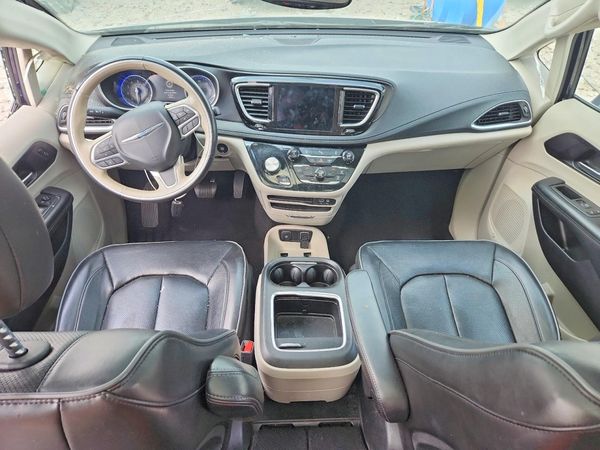 2020 CHRYSLER PACIFICA