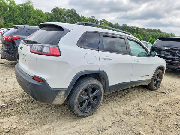 2019 JEEP CHEROKEE LATITUDE PLUS 4X4