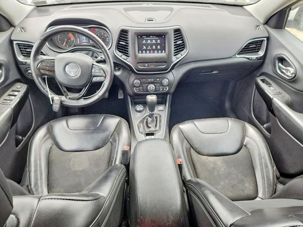 2019 JEEP CHEROKEE LATITUDE PLUS 4X4