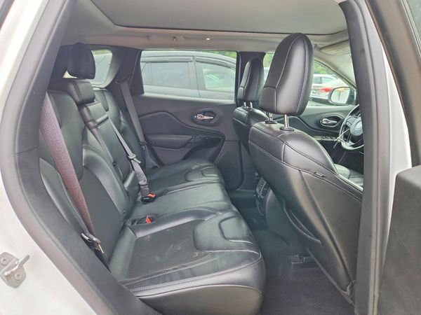 2019 JEEP CHEROKEE LATITUDE PLUS 4X4