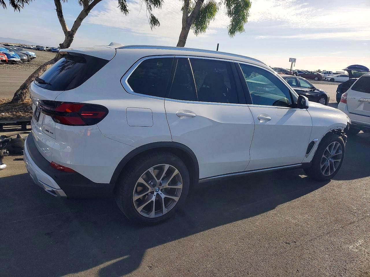 2025 BMW X5 xDrive40i