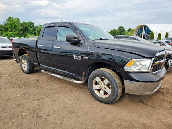 2013 RAM 1500 SLT — Passenger 3/4