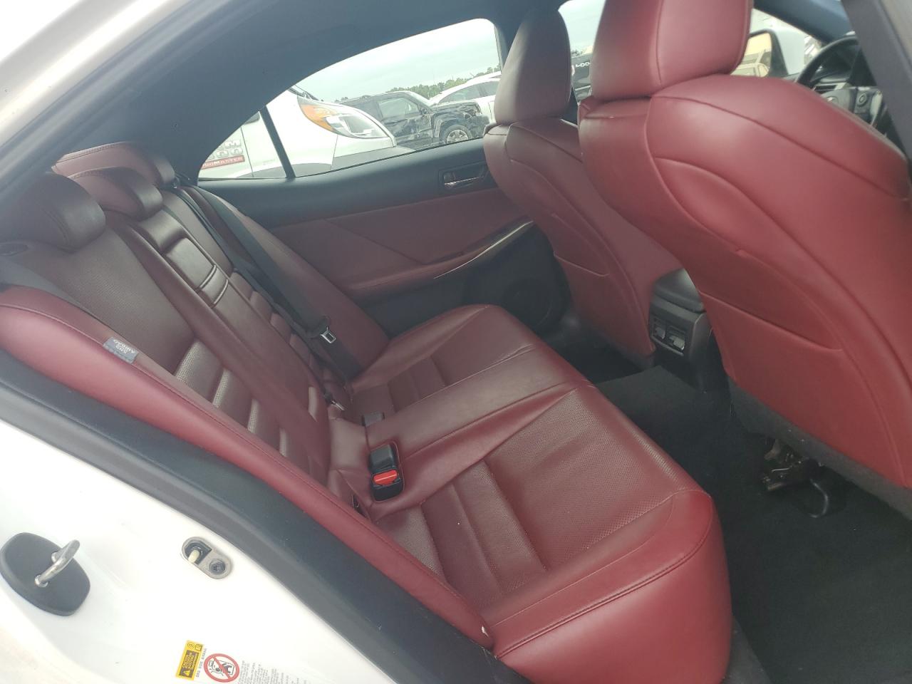 2016 LEXUS IS 200t