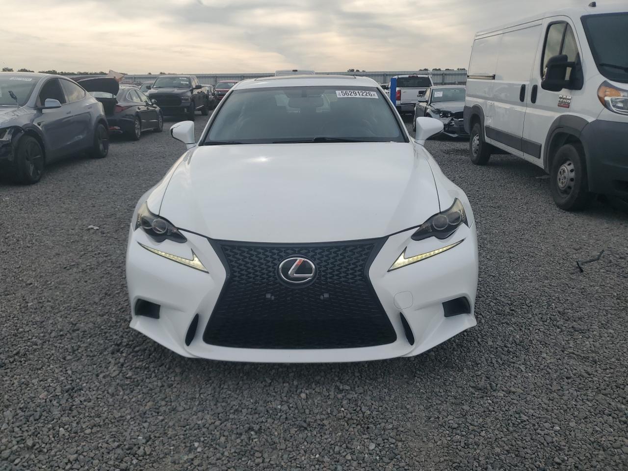 2016 LEXUS IS 200t
