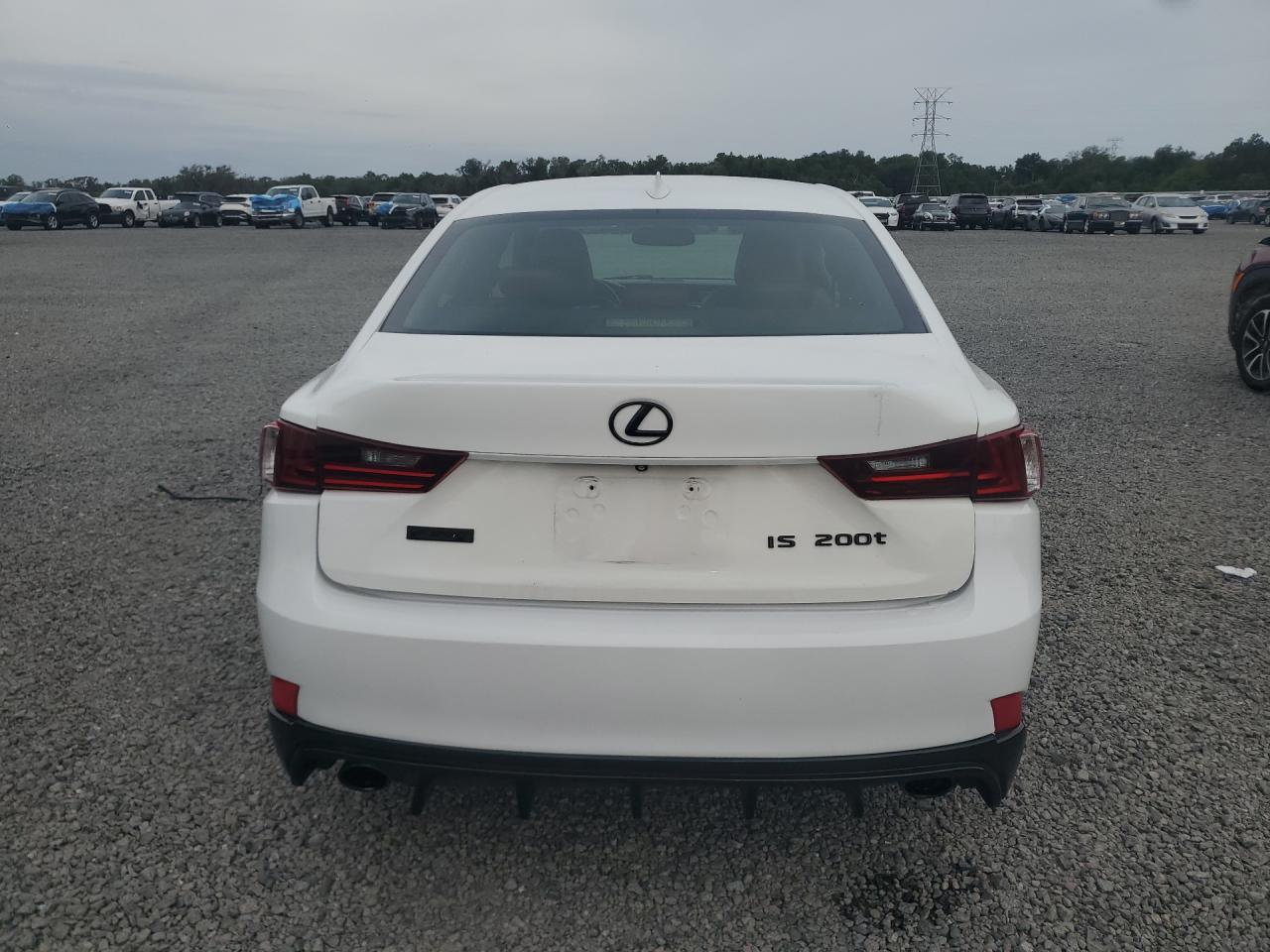 2016 LEXUS IS 200t