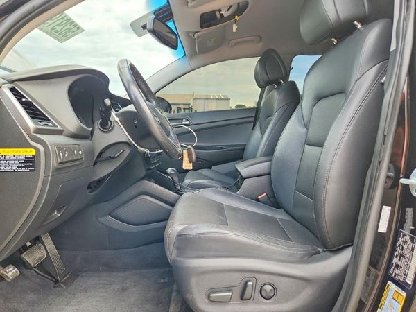 2017 HYUNDAI TUCSON