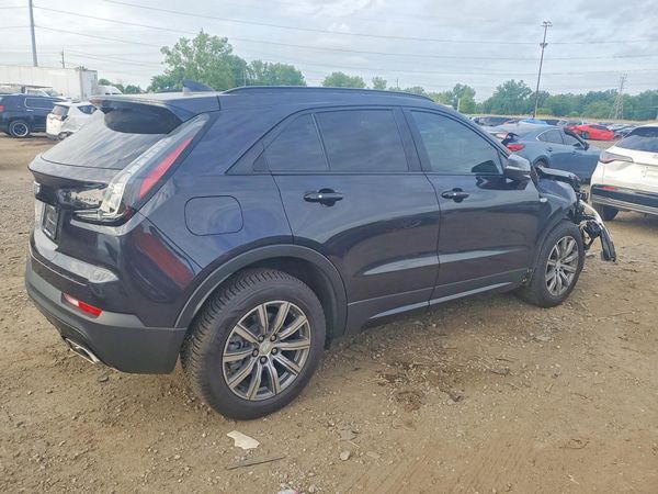 2022 CADILLAC XT4 Sport