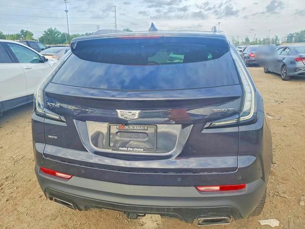 2022 CADILLAC XT4 Sport