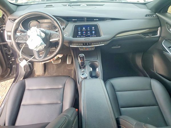 2022 CADILLAC XT4 Sport