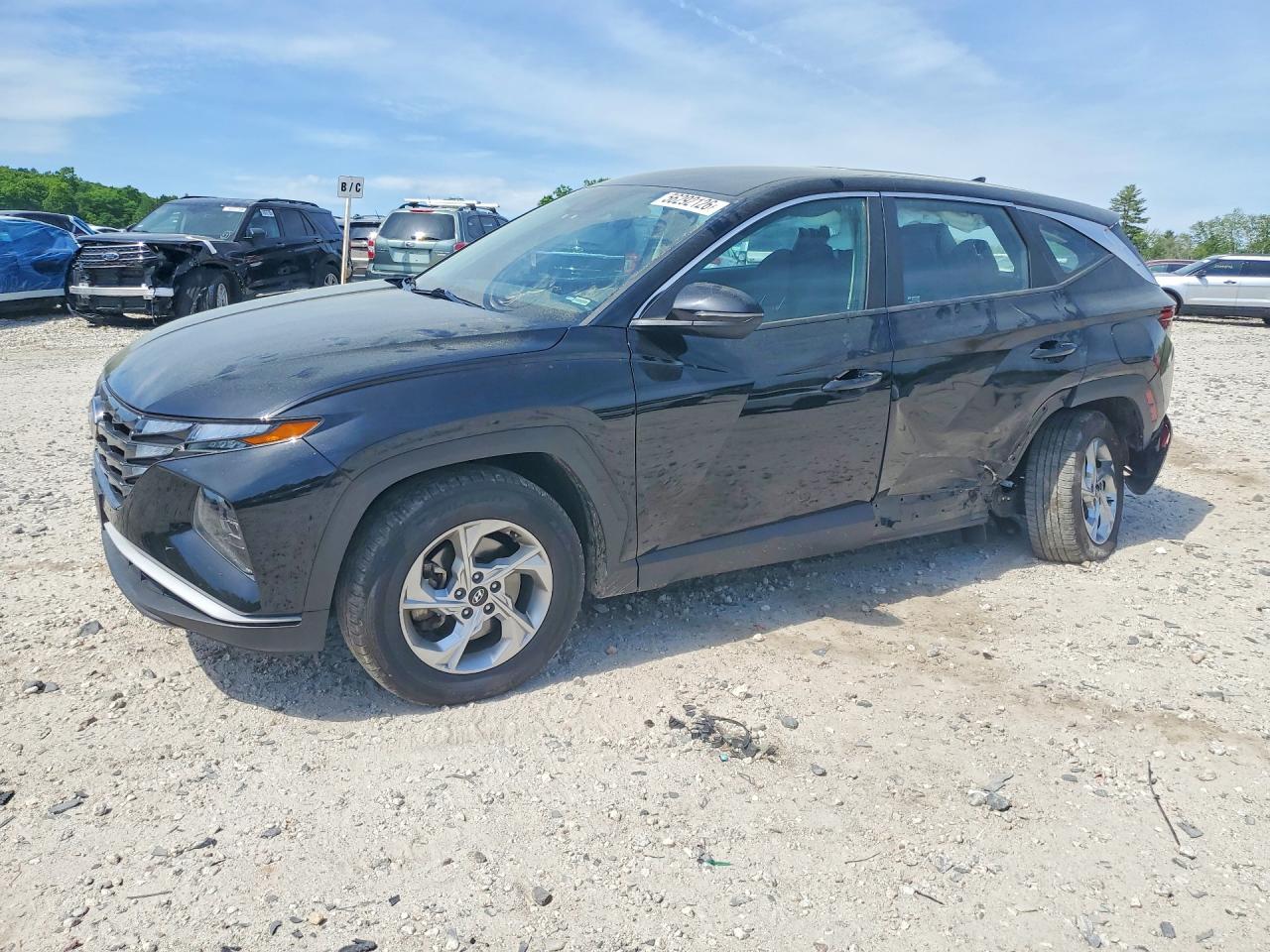 2022 HYUNDAI TUCSON SE