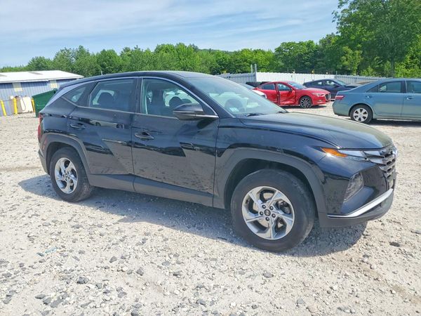 2022 HYUNDAI TUCSON SE