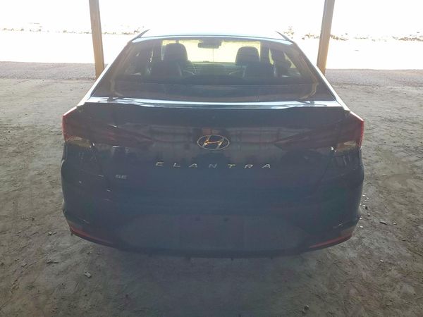 2019 HYUNDAI ELANTRA SE