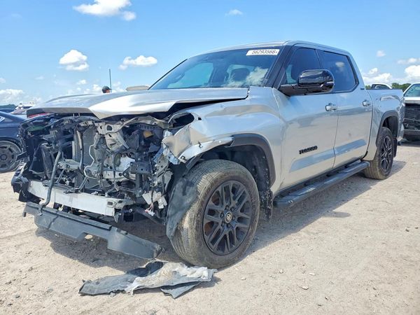 2025 TOYOTA TUNDRA
