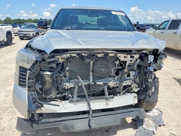 2025 TOYOTA TUNDRA