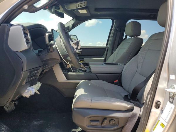 2025 TOYOTA TUNDRA