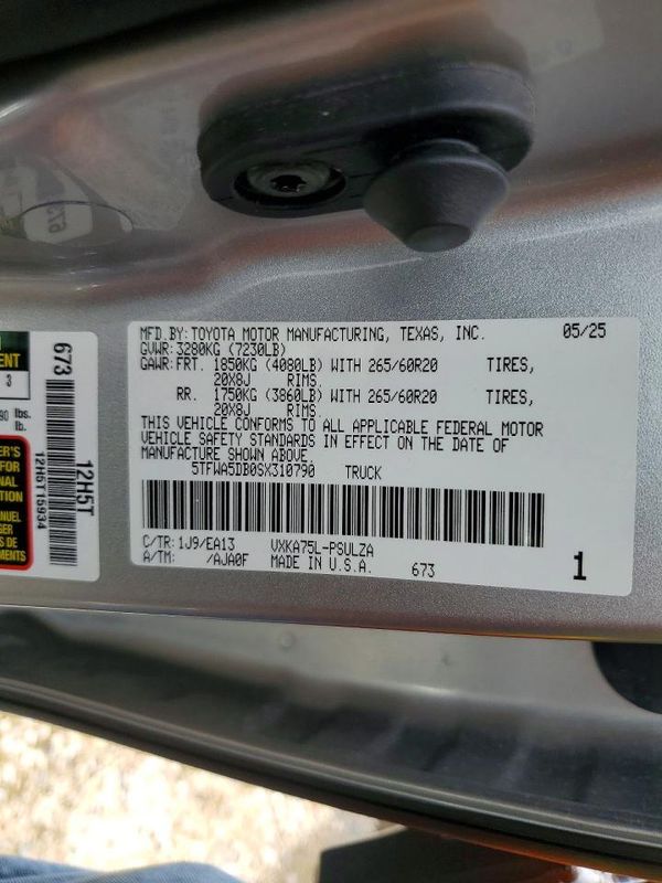 2025 TOYOTA TUNDRA