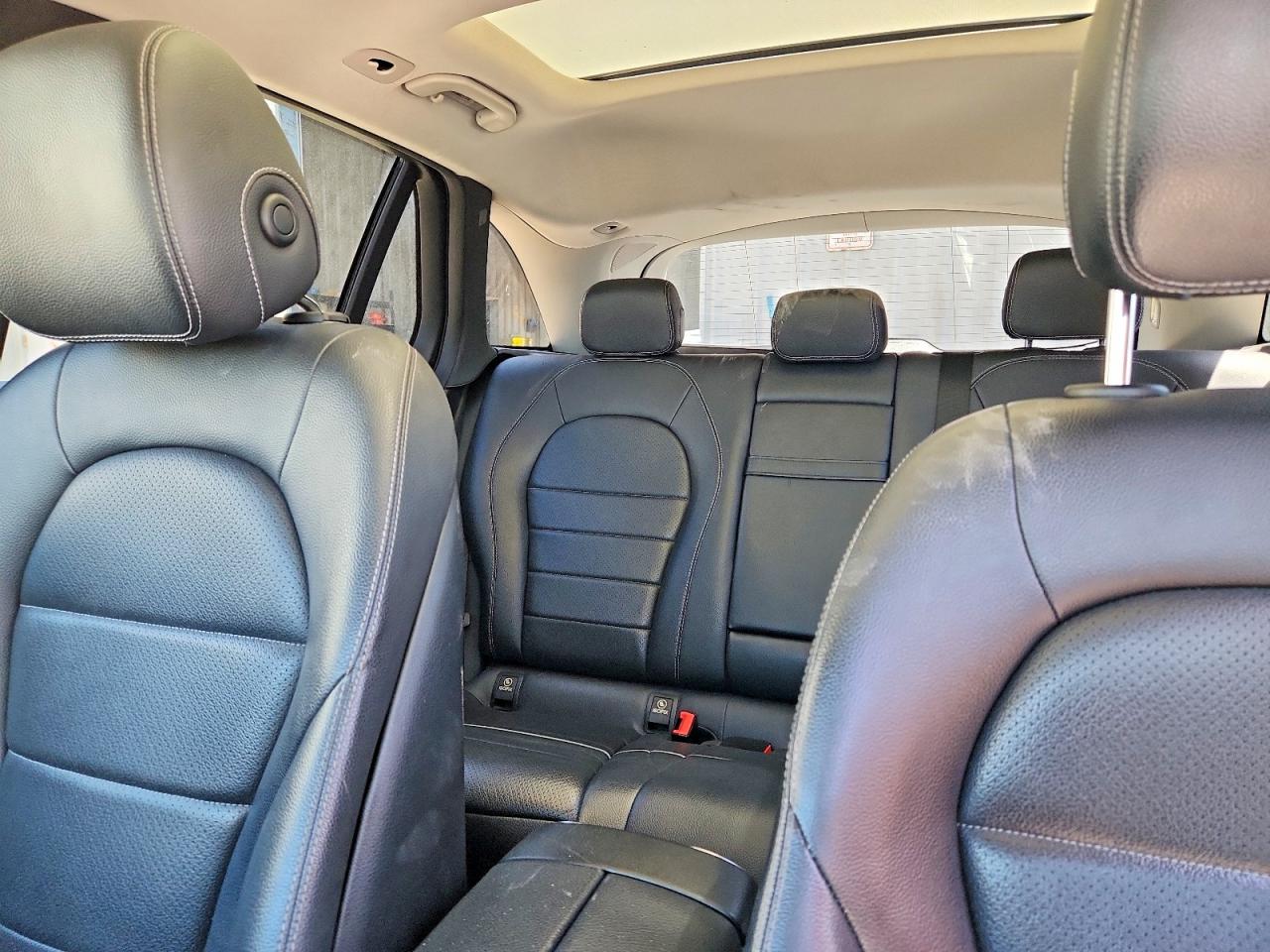 2019 MERCEDES-BENZ GLC GLC300