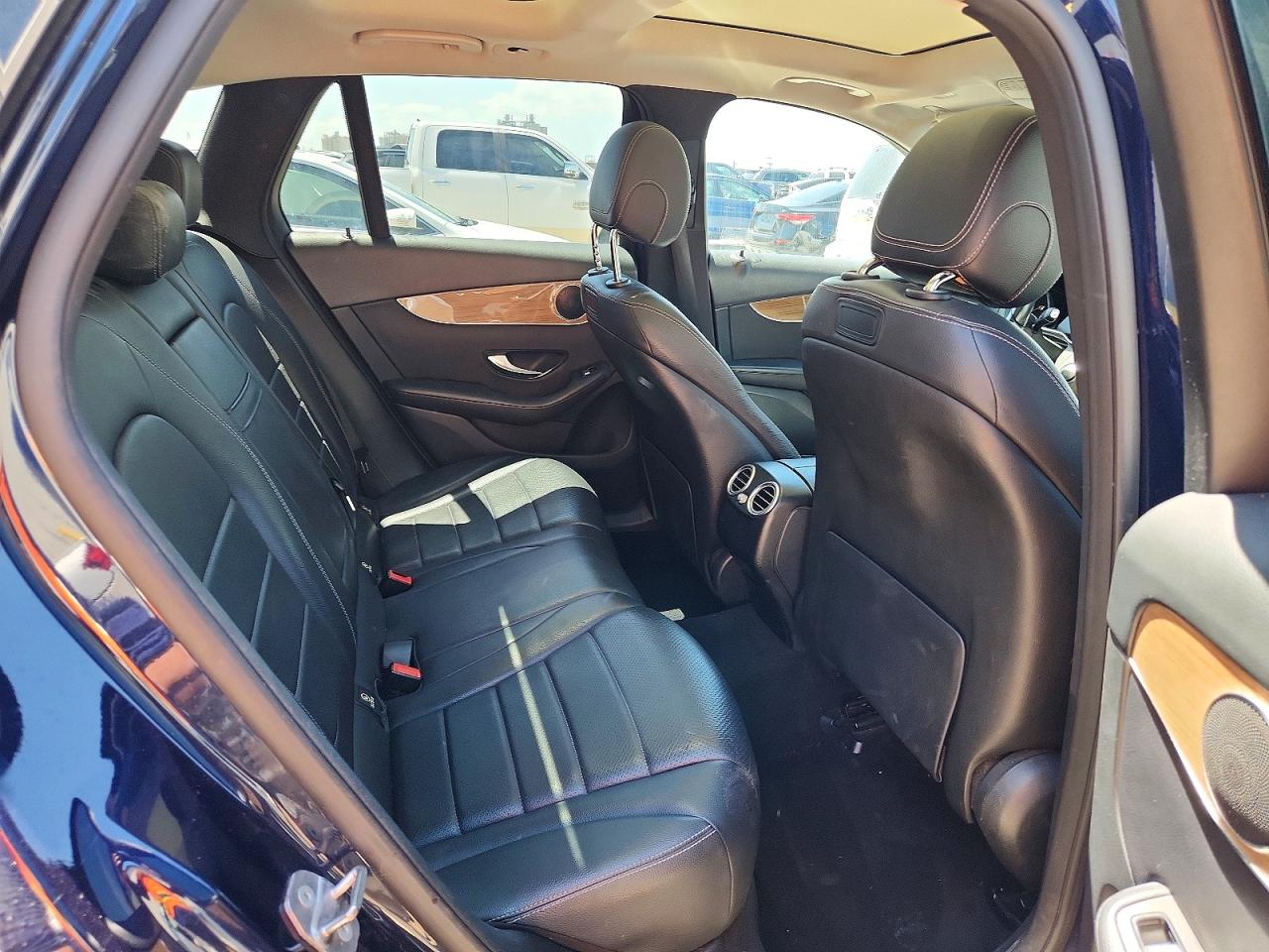 2019 MERCEDES-BENZ GLC GLC300