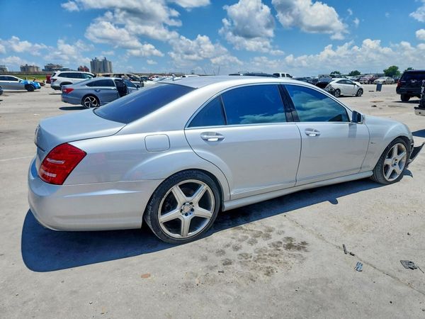 2012 MERCEDES-BENZ S S550