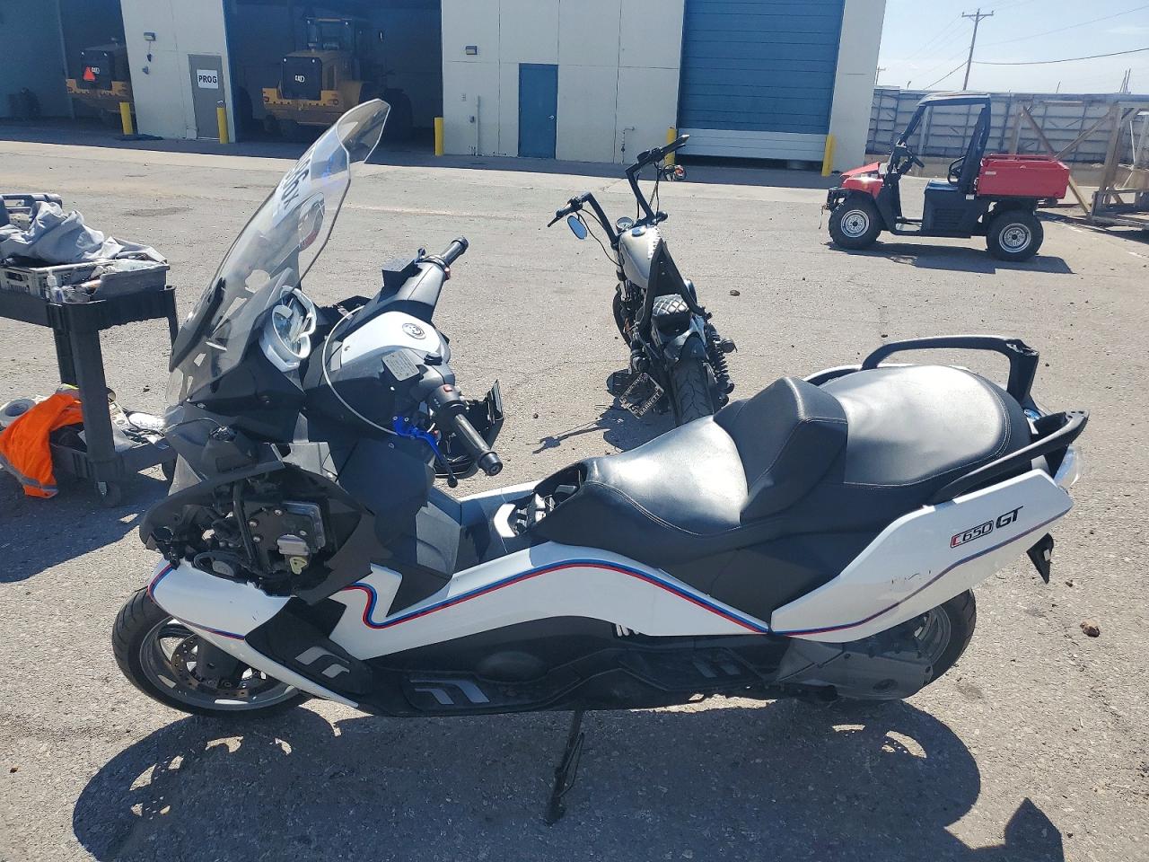 2013 BMW C650