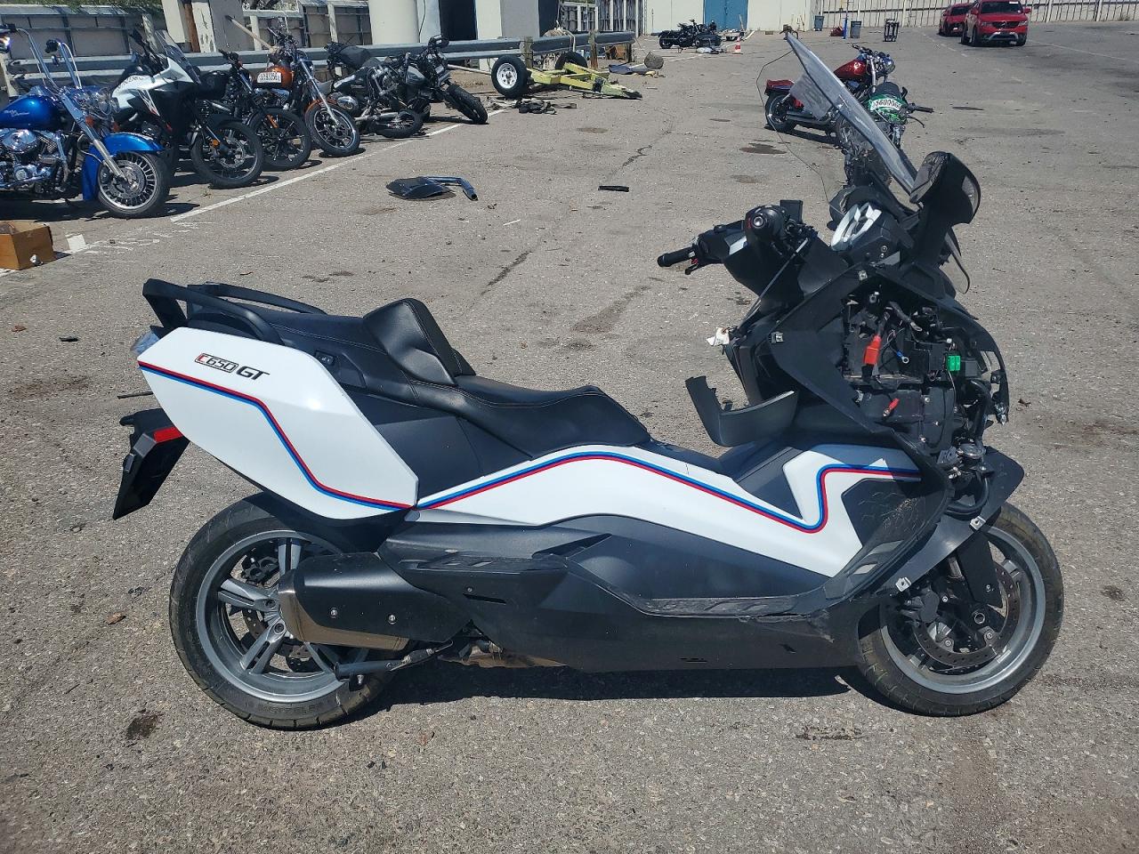 2013 BMW C650