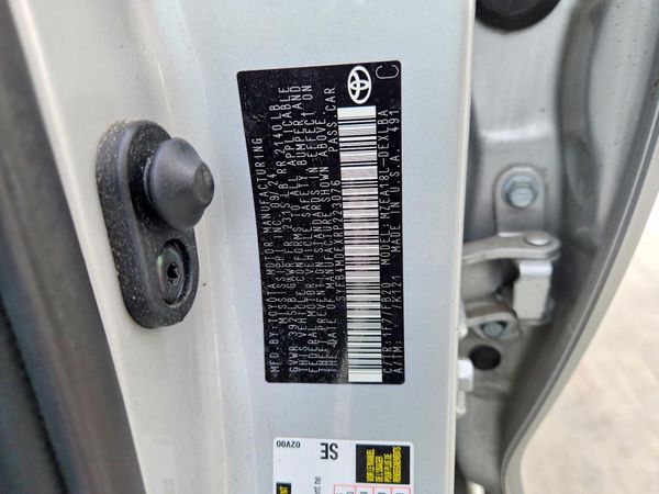 2024 TOYOTA COROLLA