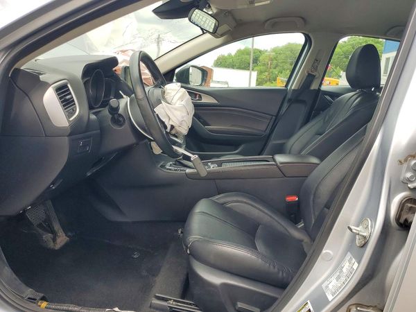 2017 MAZDA 3 Touring
