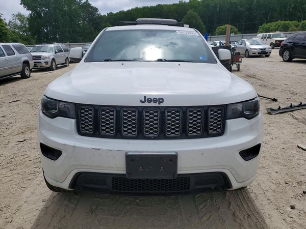 2018 JEEP GRAND CHEROKEE Laredo