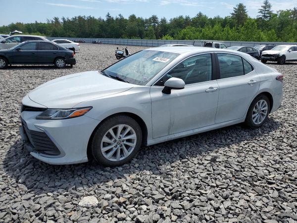 2022 TOYOTA CAMRY