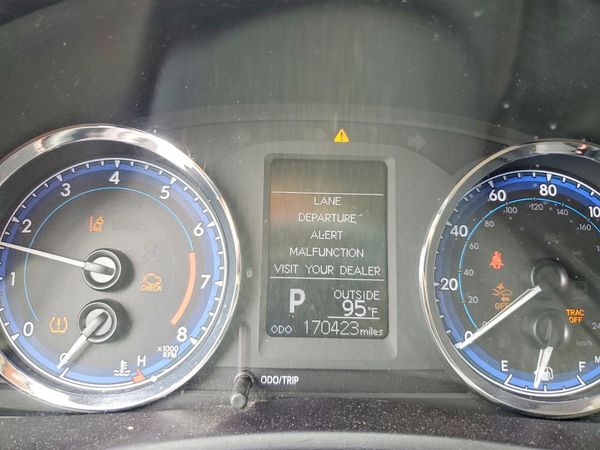 2018 TOYOTA COROLLA