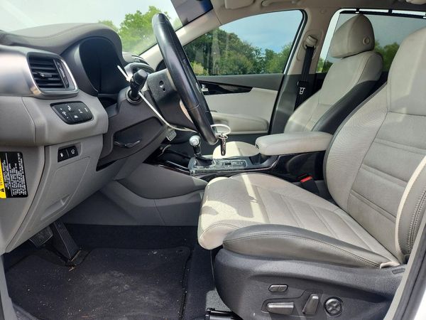 2018 KIA SORENTO SX, SXL