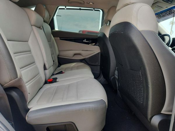 2018 KIA SORENTO SX, SXL