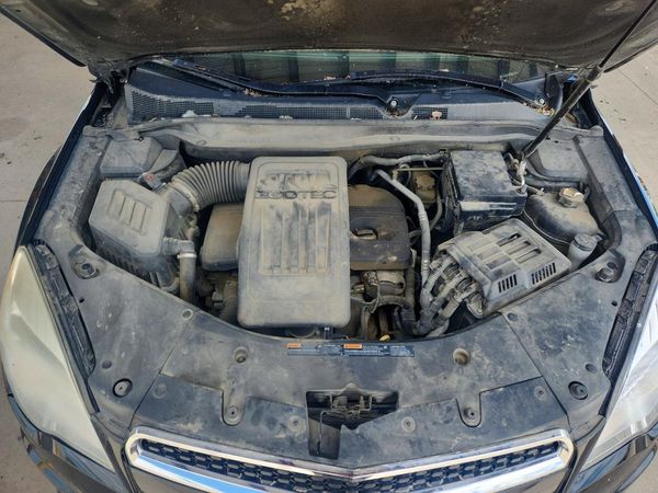 2014 CHEVROLET EQUINOX 1LT — Engine bay