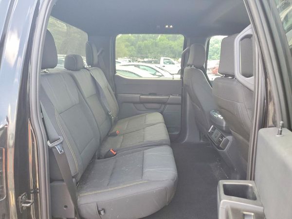 2025 FORD F150 STX
