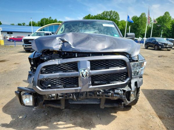 2019 RAM 1500 CLASSIC Tradesman, ST