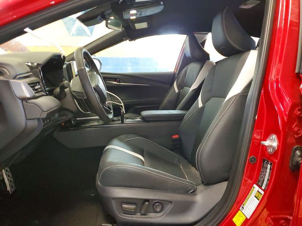 2026 TOYOTA CAMRY