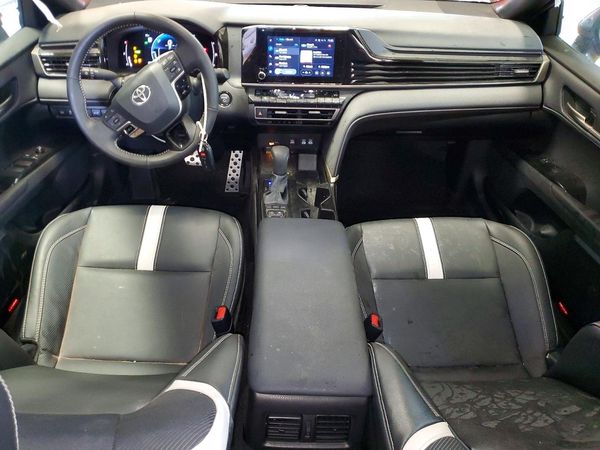 2026 TOYOTA CAMRY