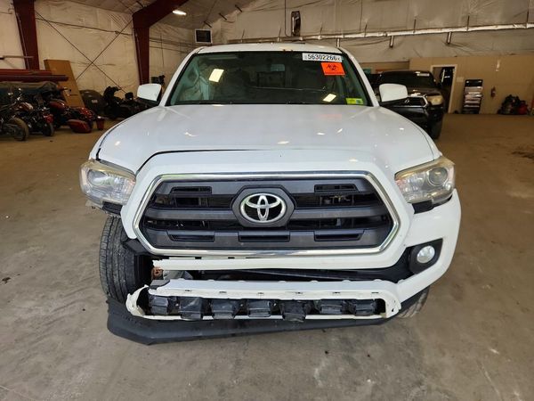 2017 TOYOTA TACOMA