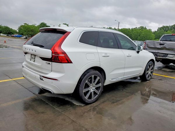 2021 VOLVO XC60 Inscription