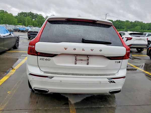 2021 VOLVO XC60 Inscription